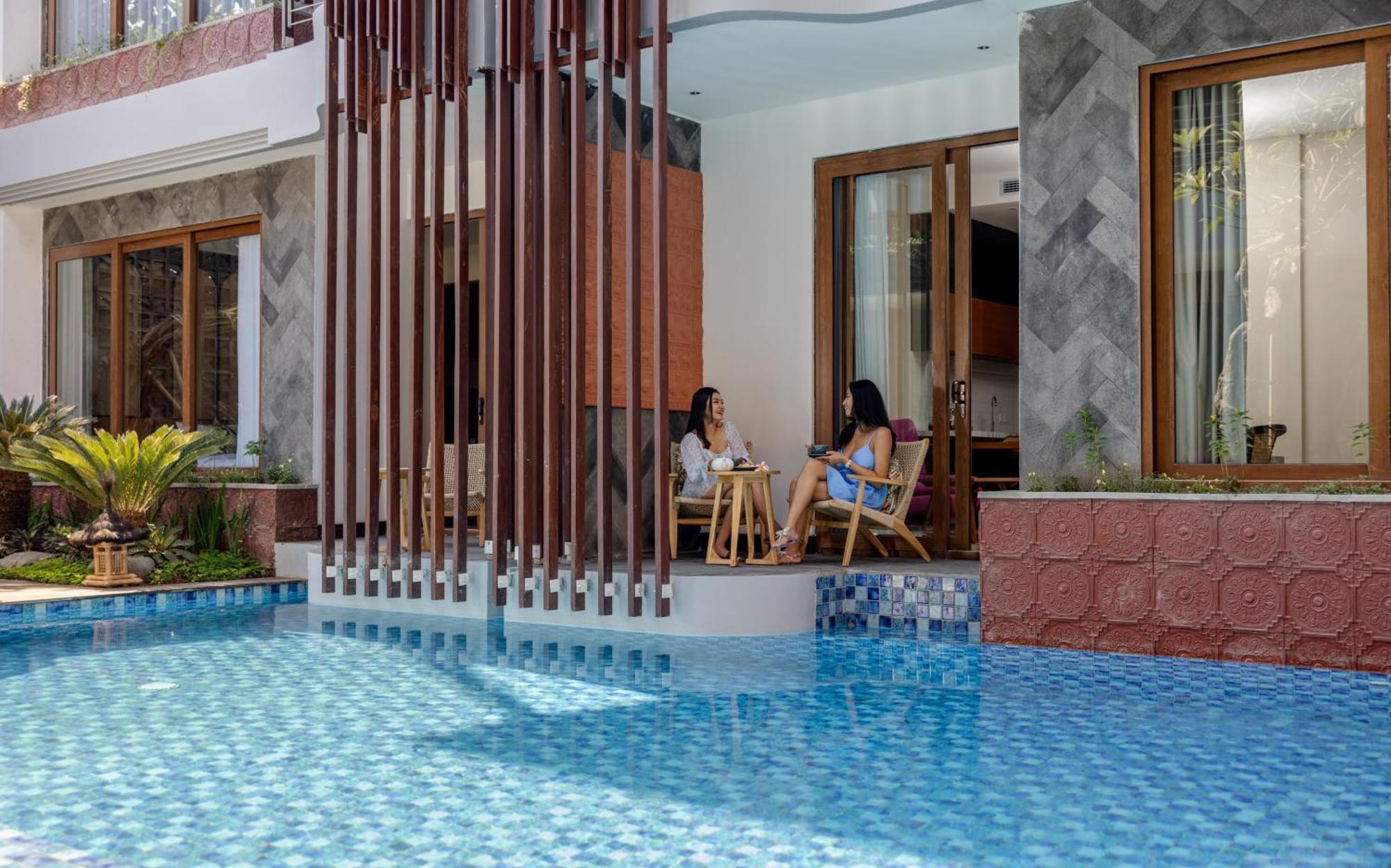 Mokko Suites Batubelig Canggu Exterior foto